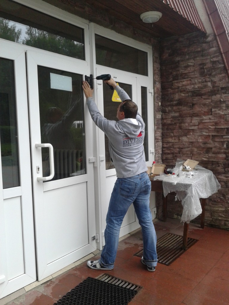 Замена фурнитуры и стеклопакетов